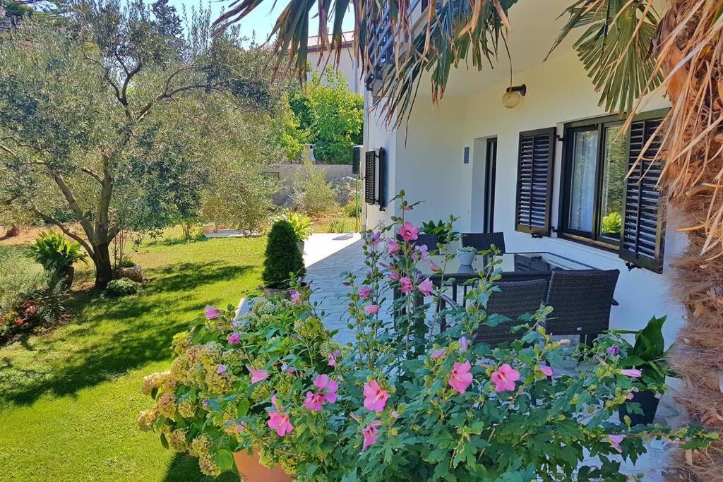 Apartment Samlandin Krk Town Zewnętrze zdjęcie